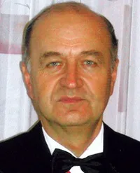 Петро Масляк, академік, професор Київського національного університету ім. Т. Шевченка, доктор географічних наук (економічна та соціальна географія)