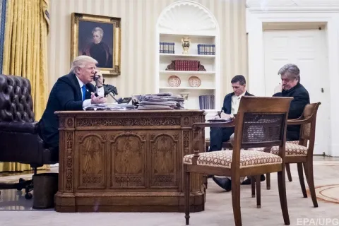 Дональд Трамп і Стів Беннон