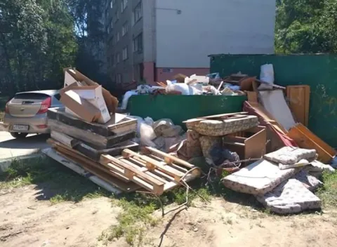 Мусор? Не проблема! Быстрый вывоз хлама и старой мебели в Киеве