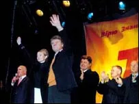 Штаб Ющенка твердить про лідерство