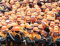 Оранжеві побили Братство