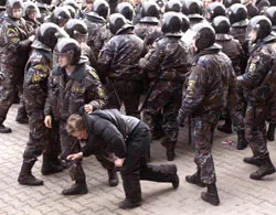 Російська меншина протестує 