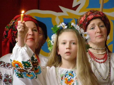 Радіймо, українці!