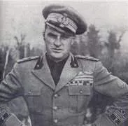  Етторе Муті. Життя для Італії 