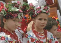 Час українського! Прийди до школи у вишиванці!