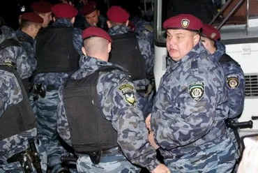 Міліція жорстоко побила свідків та учасників акції протесту проти підвищення тарифів у столичному метрополітені