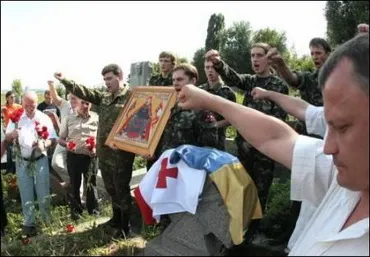 УНА-УНСО вшанувала своїх загиблих у війні в Грузії (ФОТО) 