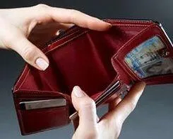 Третина українців ледь зводять кінці з кінцями - соцопитування