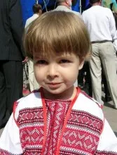 "Піду до школи у вишиванці"