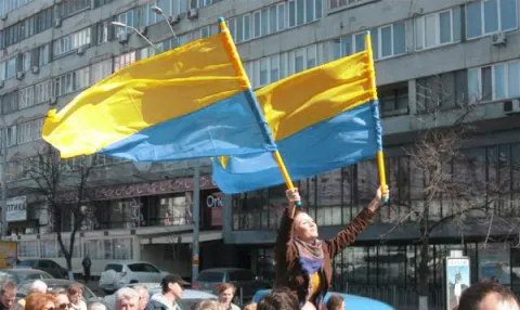 Сонячно-блакитний – рідний, заповітний! 