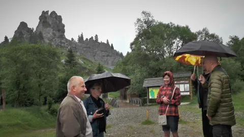 Тустань