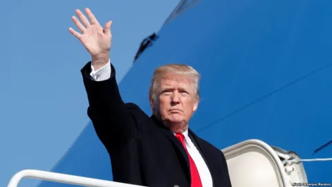 Дональд Трамп. Хай Буде!