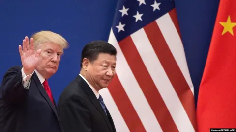 Президент США Дональд Трамп і голова КНР Сі Цзіньпін