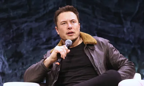 Ілон Рів Маск (англ. Elon Reeve Musk; нар. 28 червня 1971, Преторія, ПАР) 