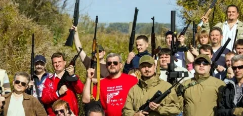 Вільні люди мають зброю