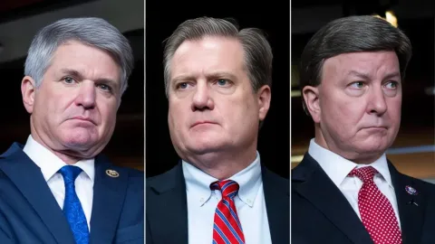 Зліва направо, конгресмени Палати представників США: Майкл Маккол, Майк Тернер і Майк Роджерс 