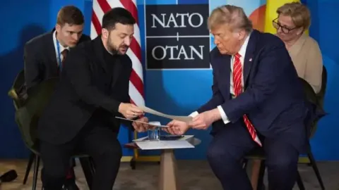 Зеленський та Трамп зустрілися в Гаазі, 25 червня 2025 року
