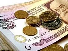 Курс гривні на міжбанку зміцнився на 40 коп. до 13,60 UAH/USD