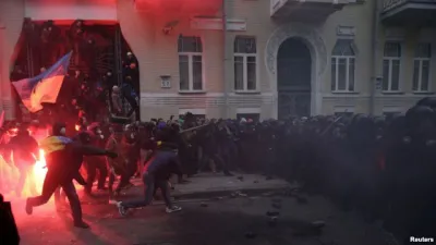 Влада шукає привід для введення надзвичайного стану