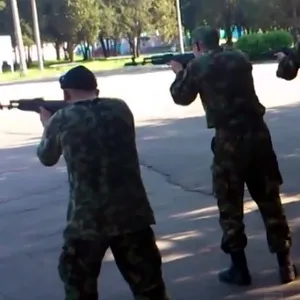 Таємничий батальйон Дніпро виконує бойову пісню (відео)