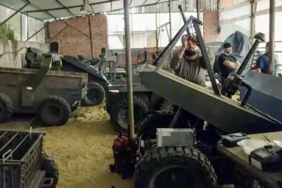 Майстерня полку безпілотних систем «Лава»