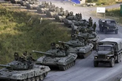РФ зосередила на кордоні з Україною установки «Град» і 200 танків