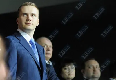 Сім'я зберегла не тільки гроші, але й організаційні структури і вплив