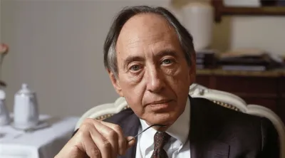 Елвін Тоффлер (англ. Alvin Toffler 4.10. 1928 – 27.06. 2016) — американський письменник, соціолог та футуролог.