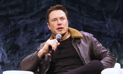 Ілон Рів Маск (англ. Elon Reeve Musk; нар. 28 червня 1971, Преторія, ПАР) 