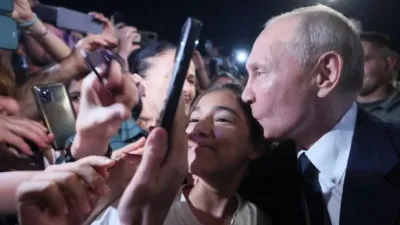 Путіна досі обожнює більша частина населення РФ
