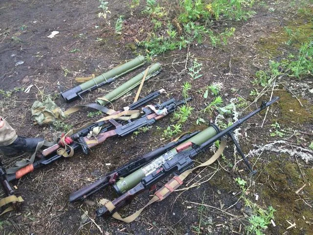 Українські десантники відбили у бойовиків російські вогнемети, гранатомети і автомати