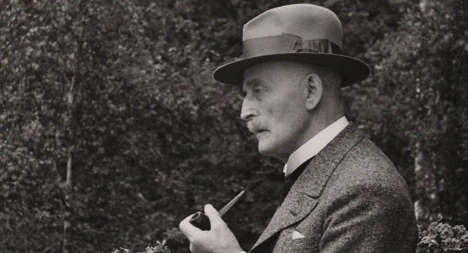 Кнут Га́мсун (норв. Knut Hamsun; *4 серпня 1859 — †19 лютого 1952, Нергольм) 