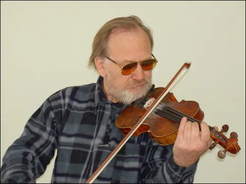 Видатний поет, композитор, письменник, науковець, філософ, перекладач із більш ніж сотні мов, Валерій Олександрович Курінський 